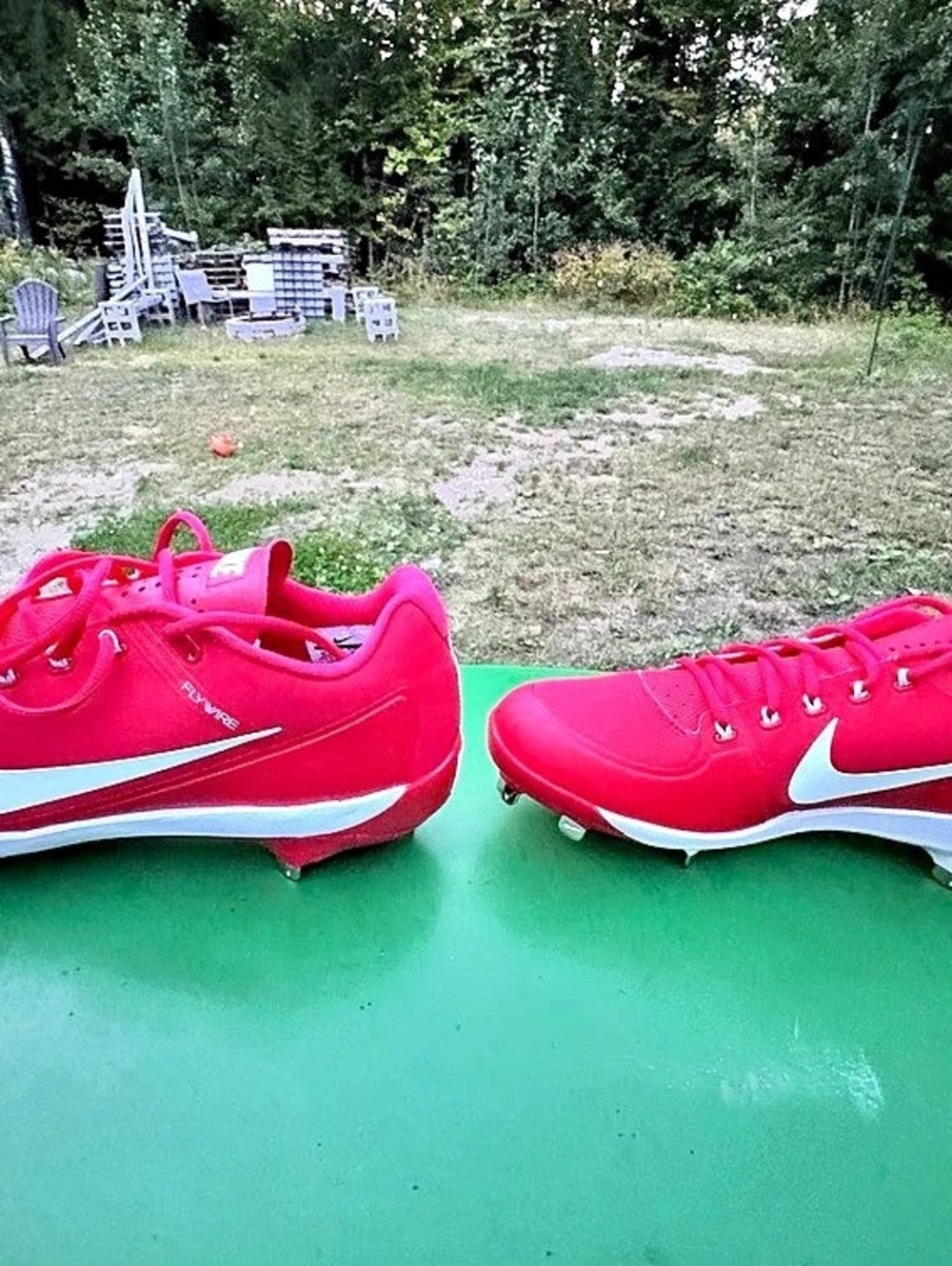 Nike Air Clipper 17 Metal Baseball Cleats Pink & White